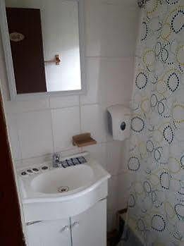 טורס דל פיינה Hosteria Lago Tyndall מראה חיצוני תמונה
